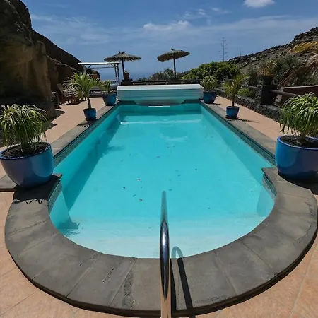 Villa Castillo Antonia Executive With Heated Pool Tías