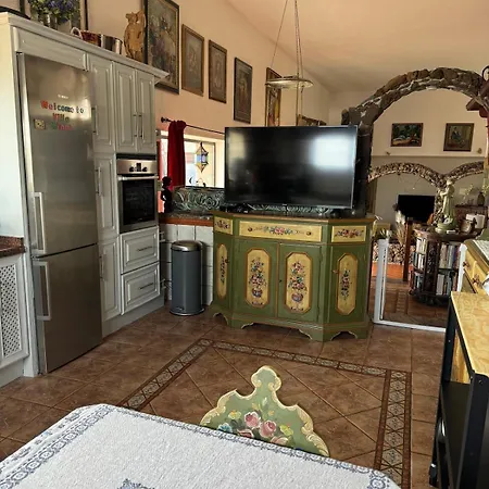 Villa Castillo Antonia Executive With Heated Pool *