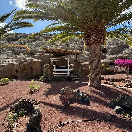 Castillo Antonia Executive With Heated Pool Villa