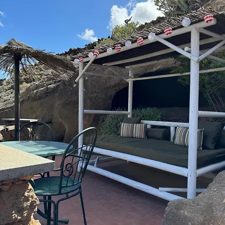 Villa Castillo Antonia Executive With Heated Pool