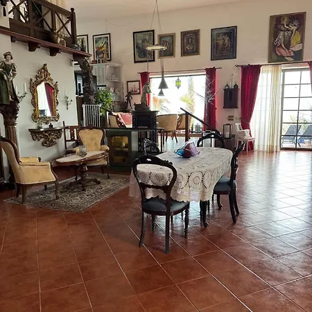 Castillo Antonia Executive With Heated Pool Villa