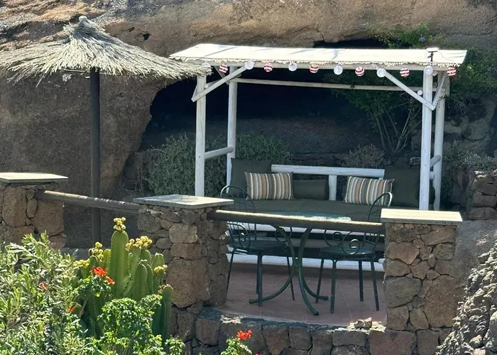 Villa Castillo Antonia Executive With Heated Pool Tias